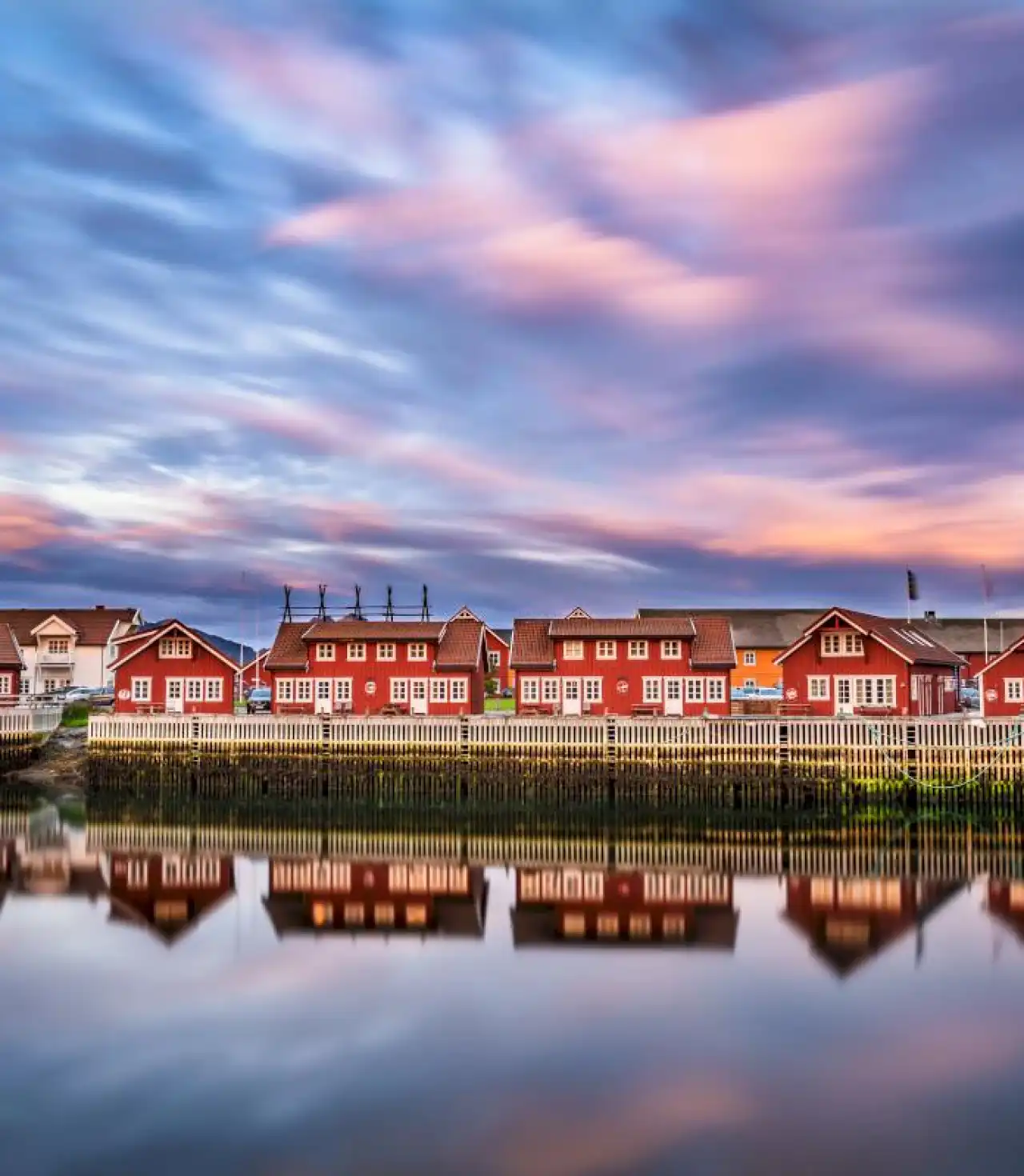 Kuzeyin Rüya Adaları 3: Norveç Lofoten Adaları Turu Su kıyısı evleri