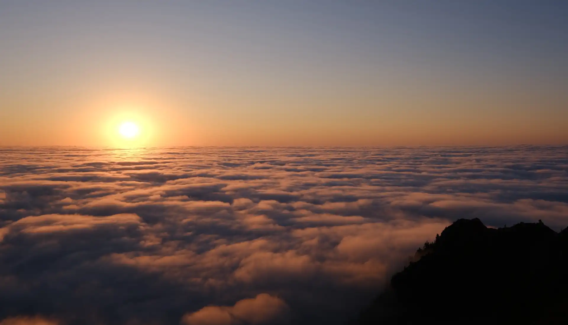 Huser Yaylası günbatımı