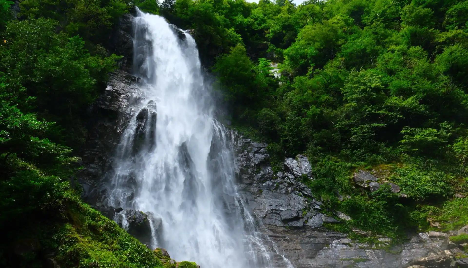 Kamilet Vadininin en güzel şelalesi