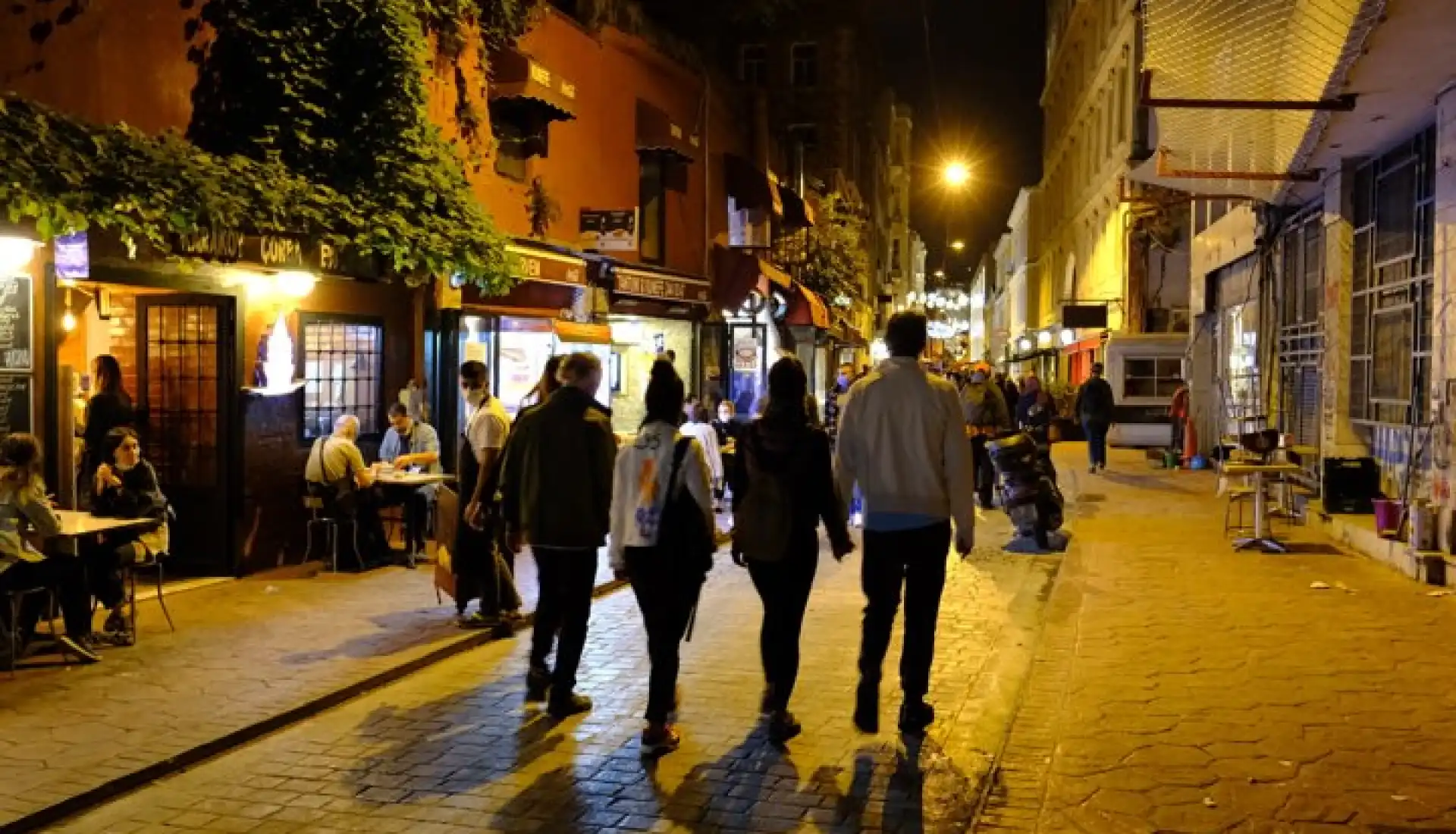 Şehrin Gece Hali - Karaköy Ve Tarihi Yarımada