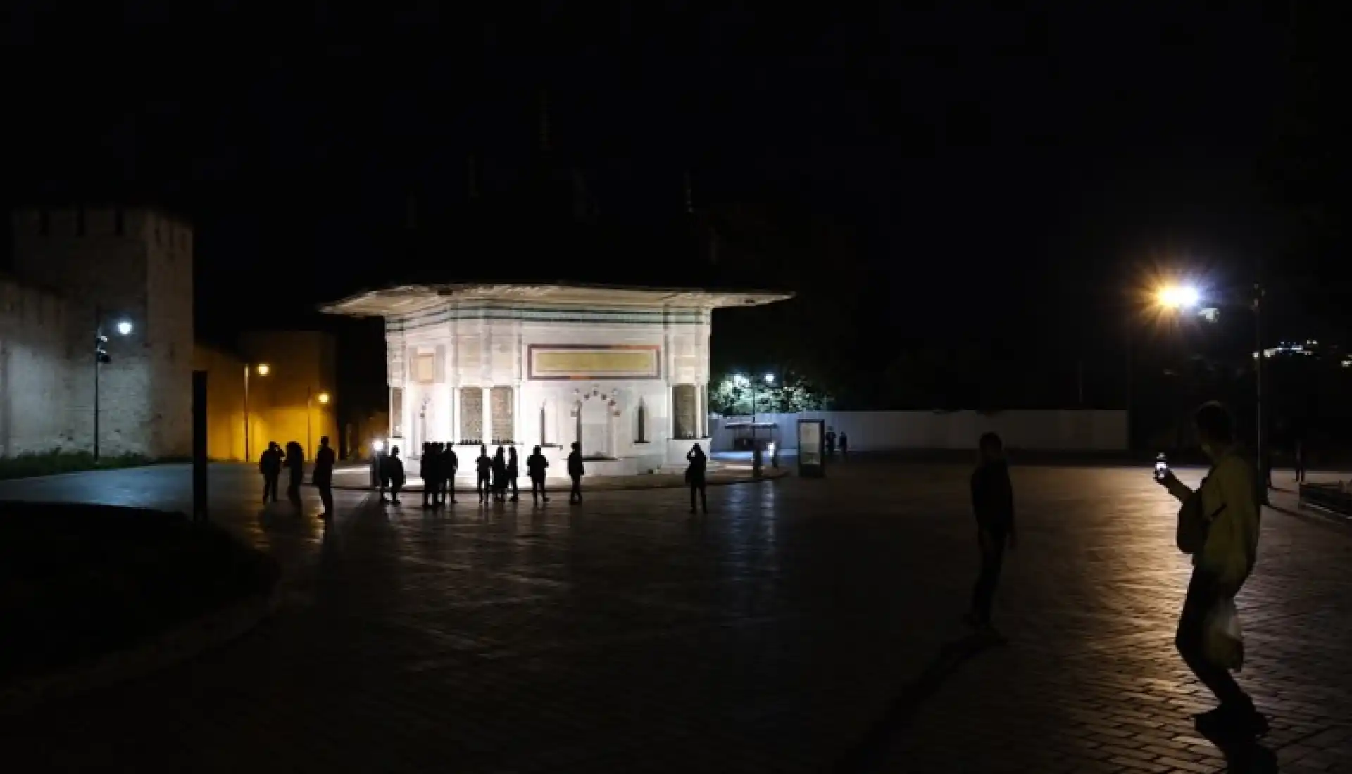Şehrin Gece Hali - Karaköy Ve Tarihi Yarımada