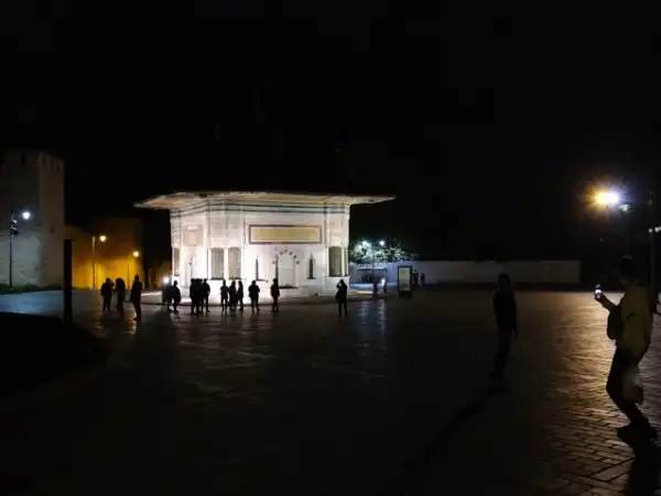 Şehrin Gece Hali - Karaköy Ve Tarihi Yarımada