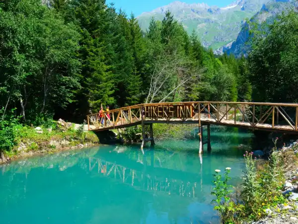 Tabiat Parkları Premium Gürcistan Bsatum Svaneti Mestia Turu Macerası: Batum, Mestia, Ushguli ve Svaneti Turu Gökyüzü