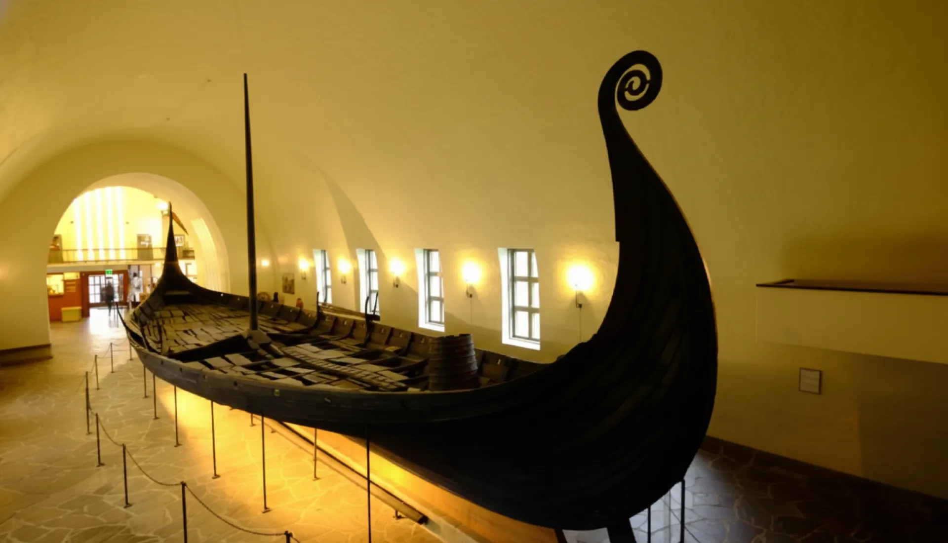 ノルウェーのフィヨルドとプレーケストーレンツアー