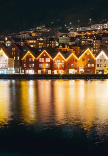 ノルウェーのフィヨルドとプレーケストーレンツアー