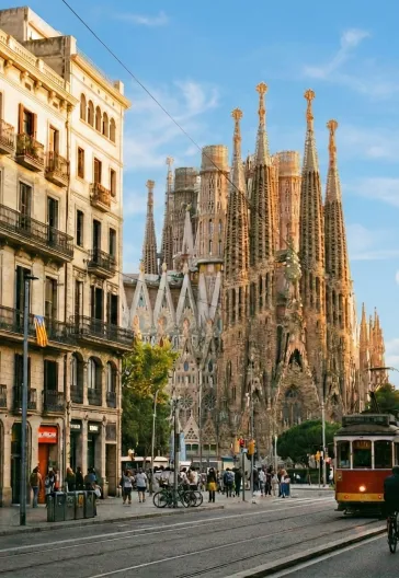 İspanya Klasikleri : Barcelona – Madrid – Endülüs Turu