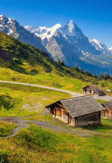 Bernina Express ile İsviçre Alpleri & Lauterbrunnen Vadisi Turu