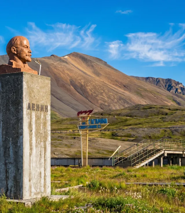 Svalbard Turu | Longyearbyen · Barentsburg · Pyramiden