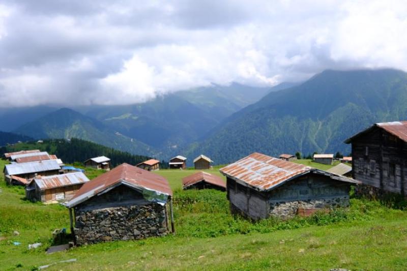 Sal Yaylası, Pokut Yaylası, Hazindak Yaylası, Palovit Şelalesi