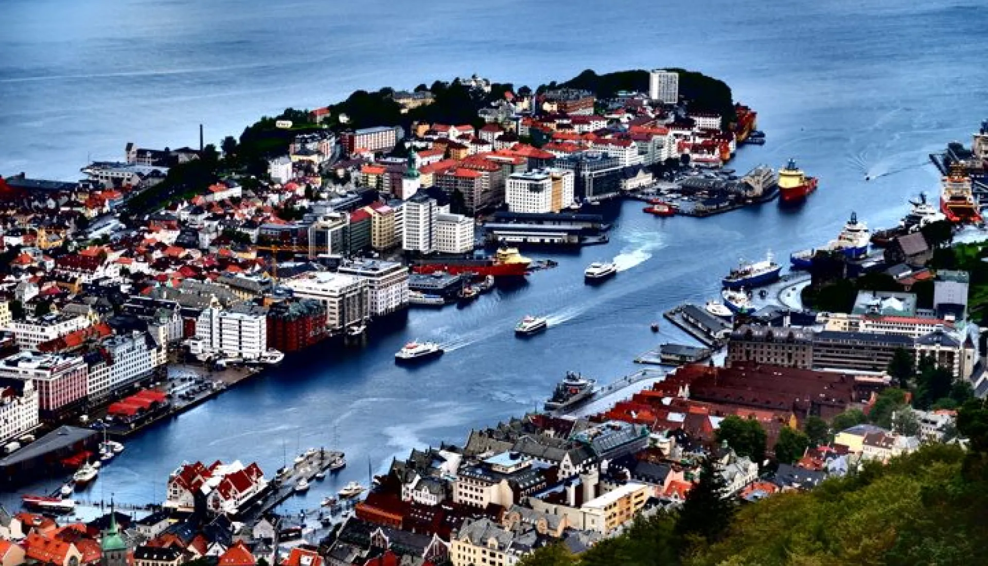Norveç Fiyortları ve Preikestolen Turu