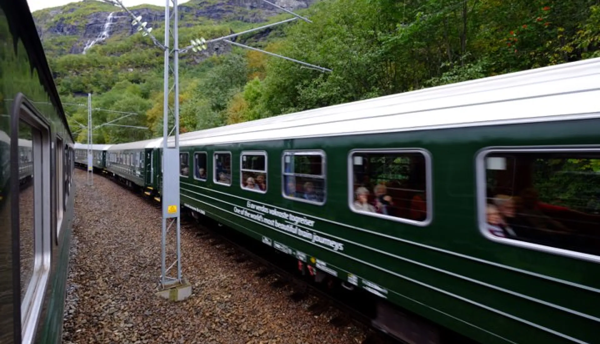 Norveç Fiyortları ve Preikestolen Turu