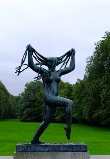 Norveç Fiyortları ve Preikestolen Turu