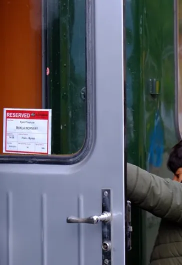 Norveç Fiyortları ve Preikestolen Turu