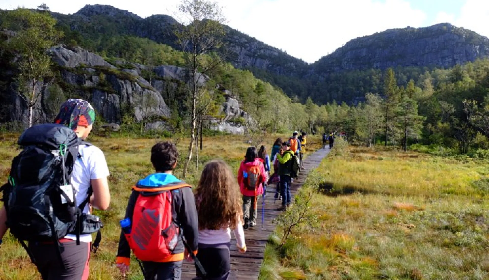 Norveç Fiyortları ve Preikestolen Turu