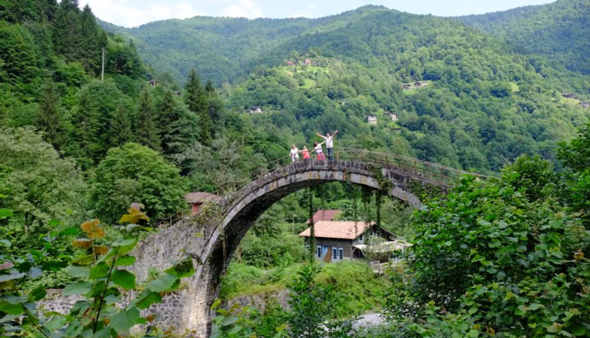 Doğu Karadeniz Yaylaları (3 Gece 4 Gün)