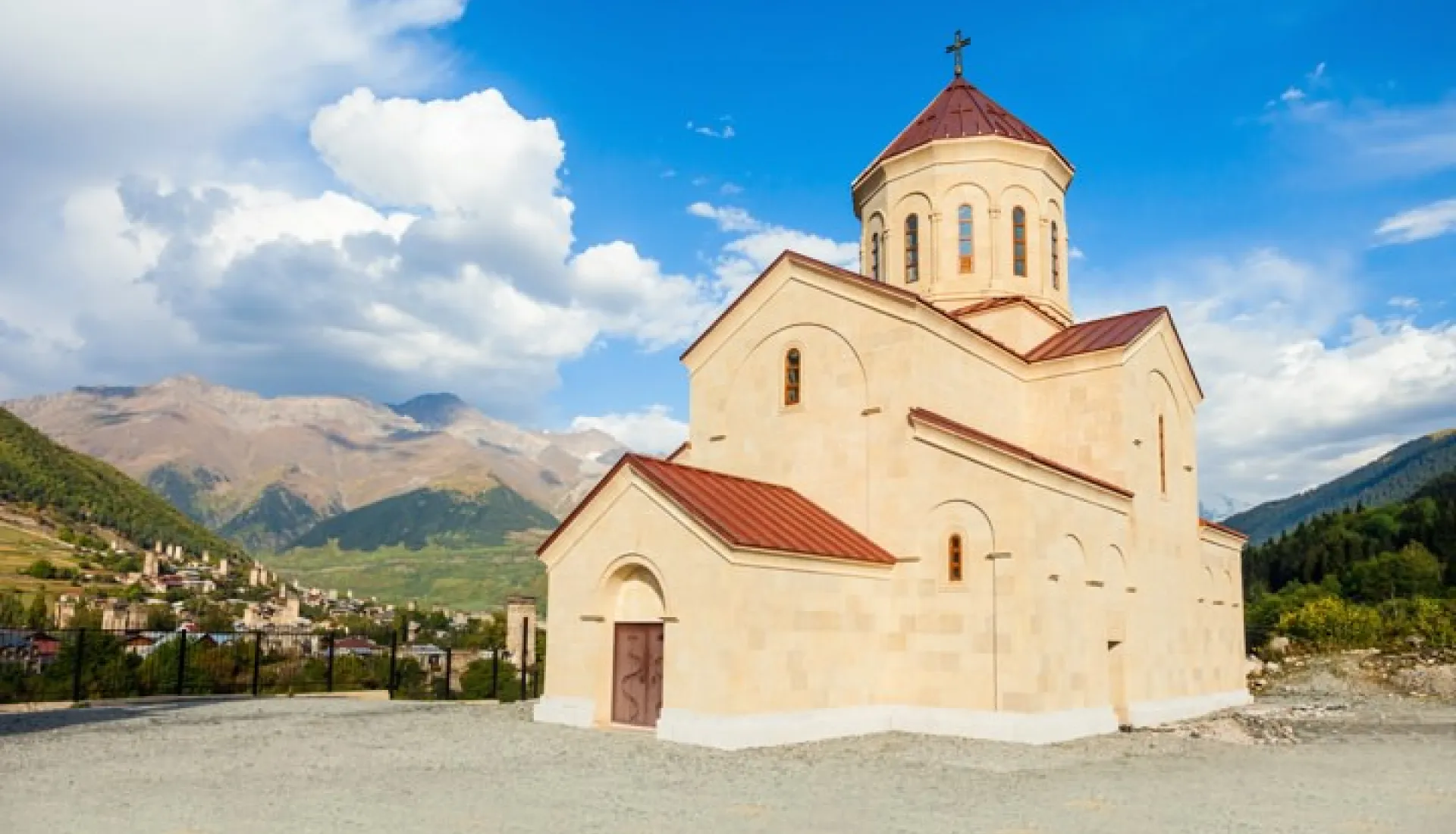 Gürcistan Macerası: Mestia, Ushguli ve Svaneti Turu