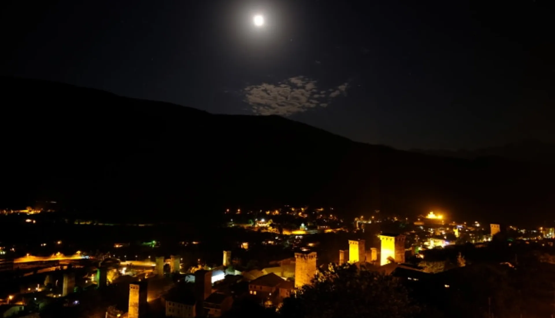 Gürcistan Macerası: Mestia, Ushguli ve Svaneti Turu