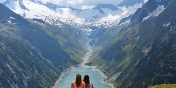 Avusturya Alpleri Tirol Ve Neuschwansteın