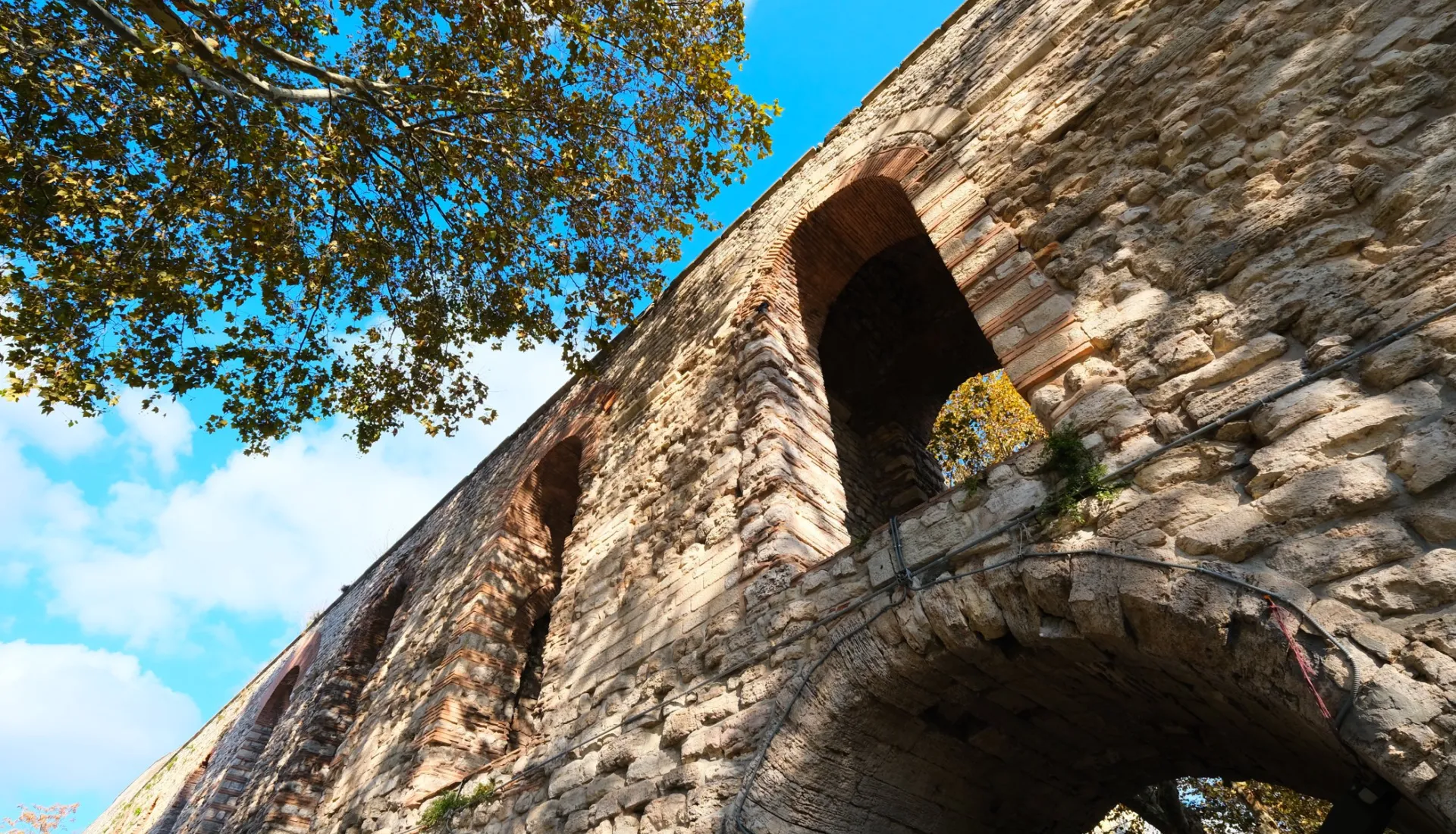 Şehr-İ İstanbul - Süleymaniye Şehzadebaşı Vefa
