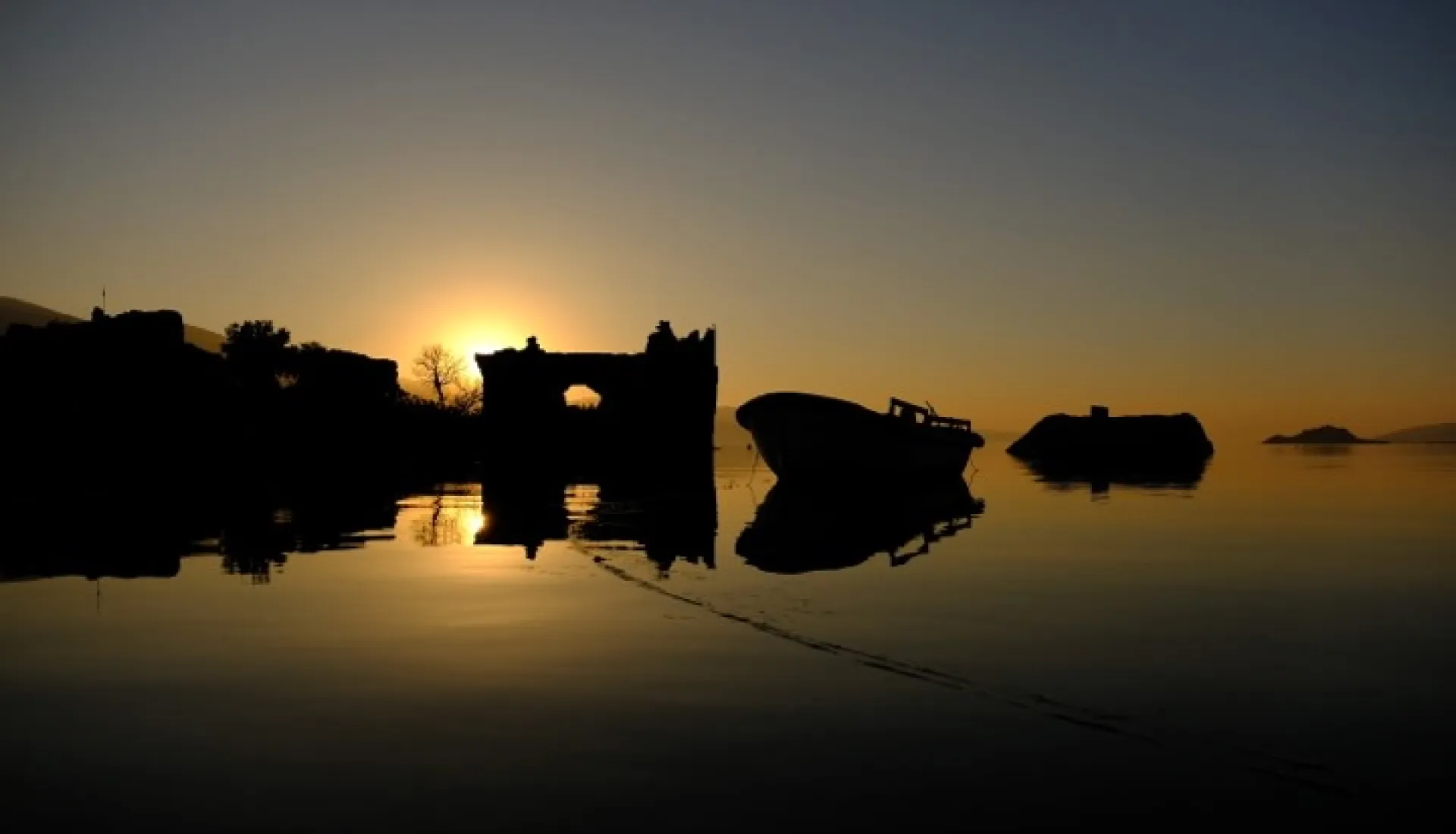 Bafa Lake Latmos Herakleia