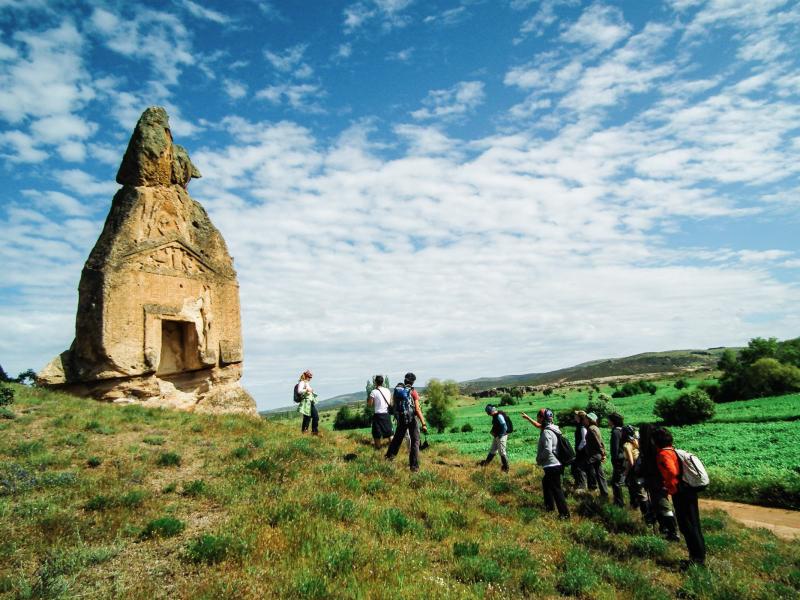 Afyon, Ayazin, Kümbet Köyü, Yazılıkaya (Midas Şehri), Dönüş