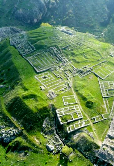 ヒッタイトの足跡をたどるハットゥシャ、アラジャホユック、クズルウィルマクツアー