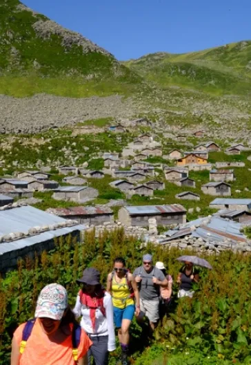 Laz Alpleri (Her Şey Dahil)