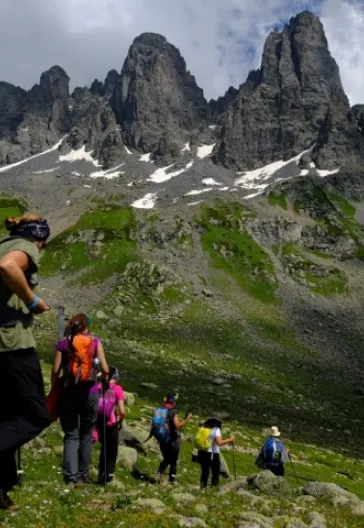 Laz Alpleri (Her Şey Dahil)