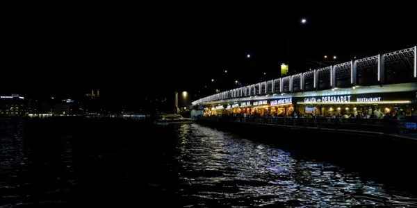 Şehrin Gece Hali - Karaköy Ve Tarihi Yarımada
