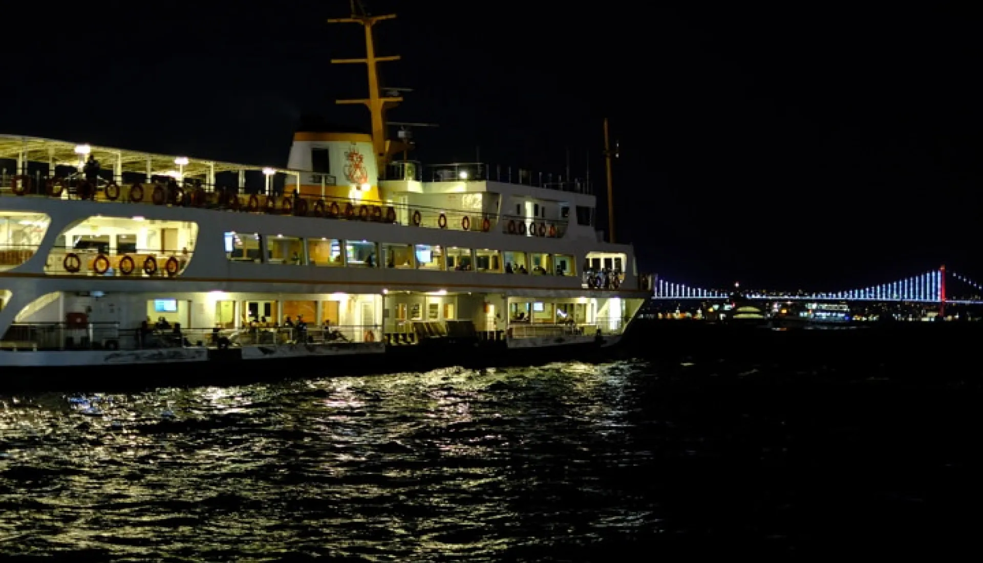 Şehrin Gece Hali - Karaköy Ve Tarihi Yarımada