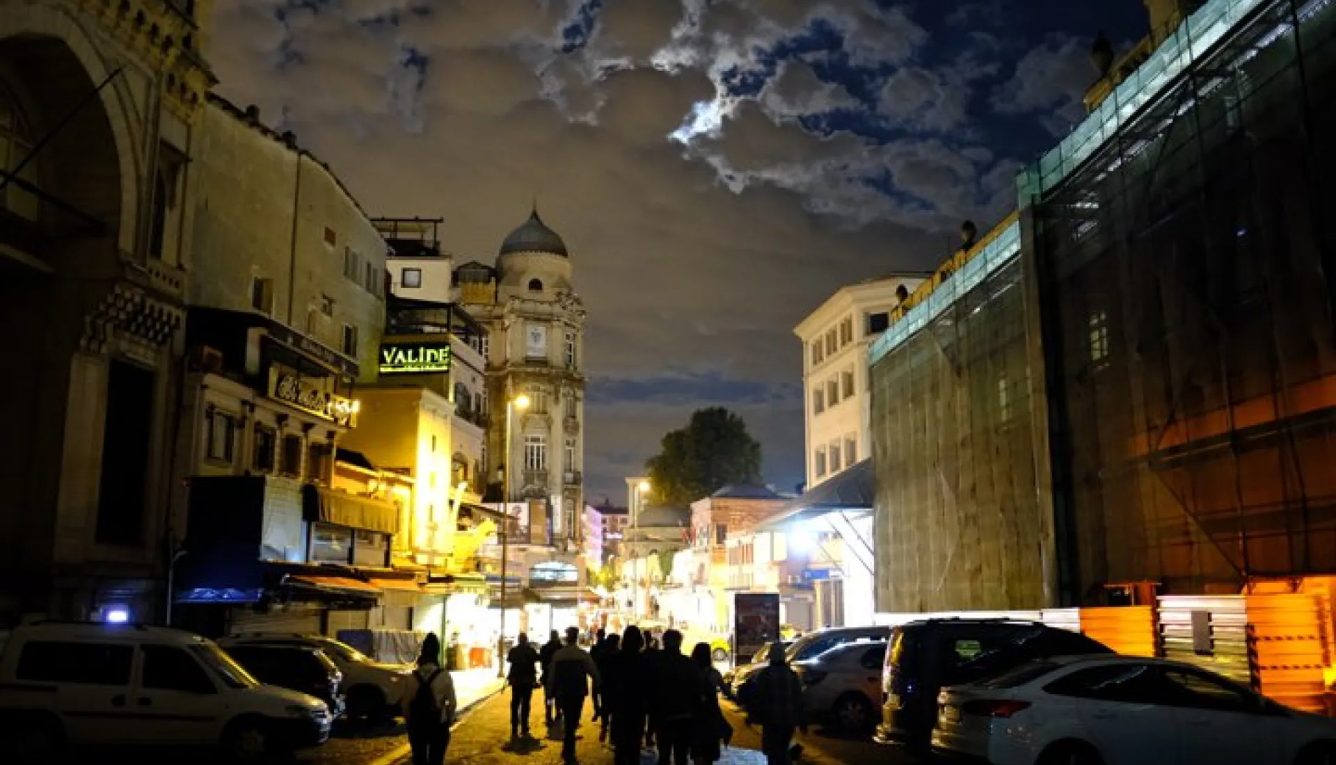 Şehrin Gece Hali - Karaköy Ve Tarihi Yarımada