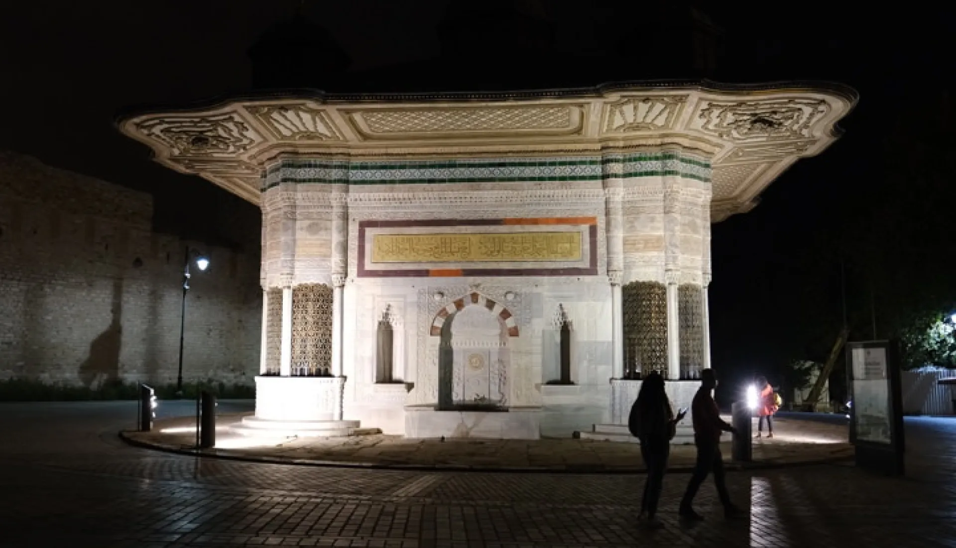 Şehrin Gece Hali - Karaköy Ve Tarihi Yarımada