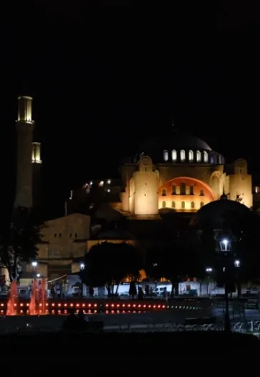 Şehrin Gece Hali - Karaköy Ve Tarihi Yarımada