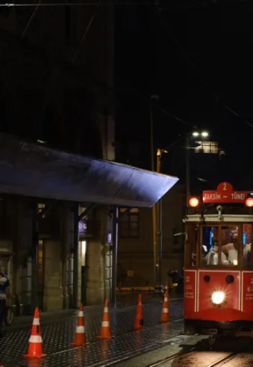 Şehrin Gece Hali - Beyoğlu Galata Pera