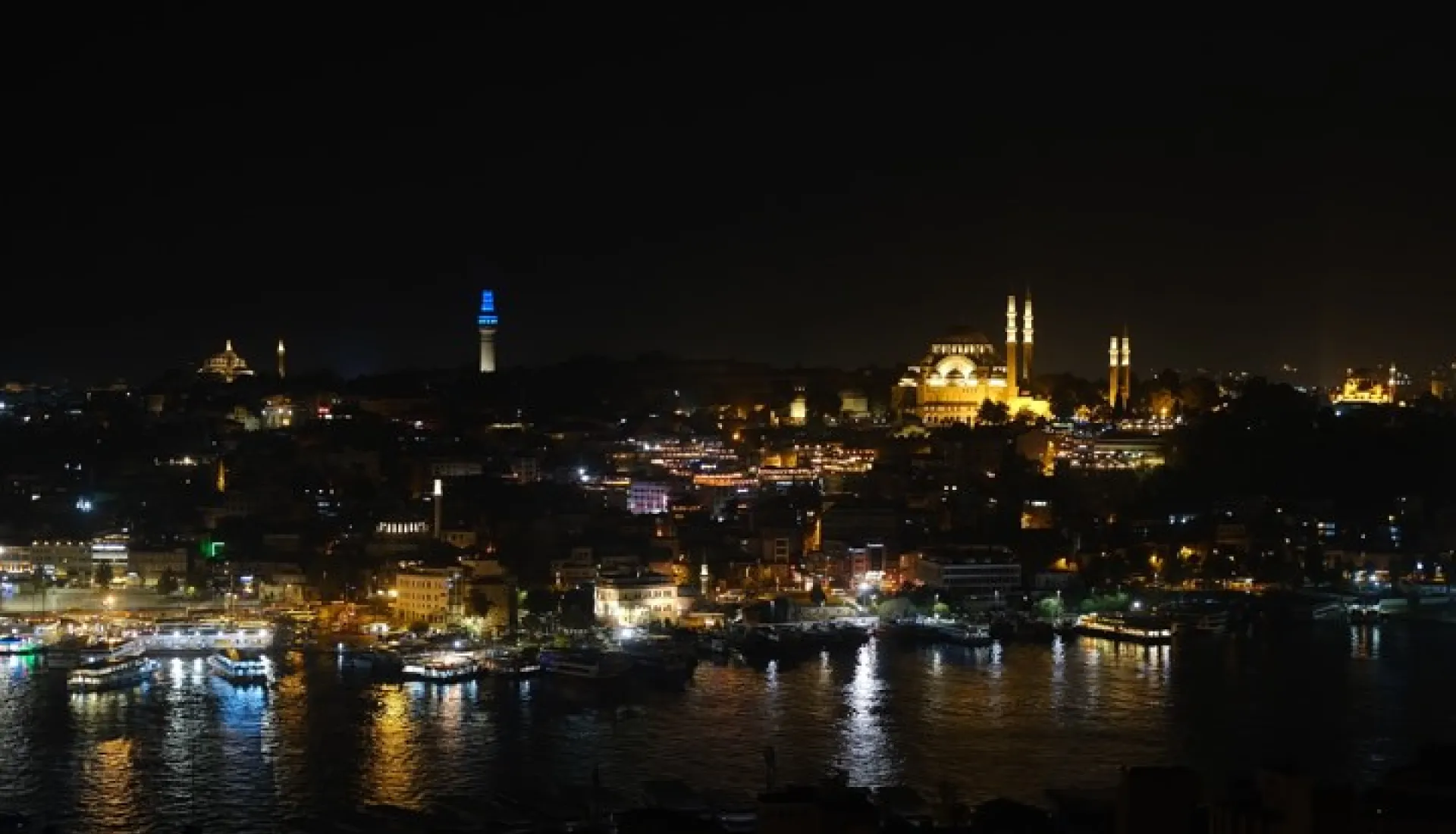 Şehrin Gece Hali - Beyoğlu Galata Pera