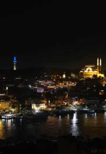 Şehrin Gece Hali - Beyoğlu Galata Pera