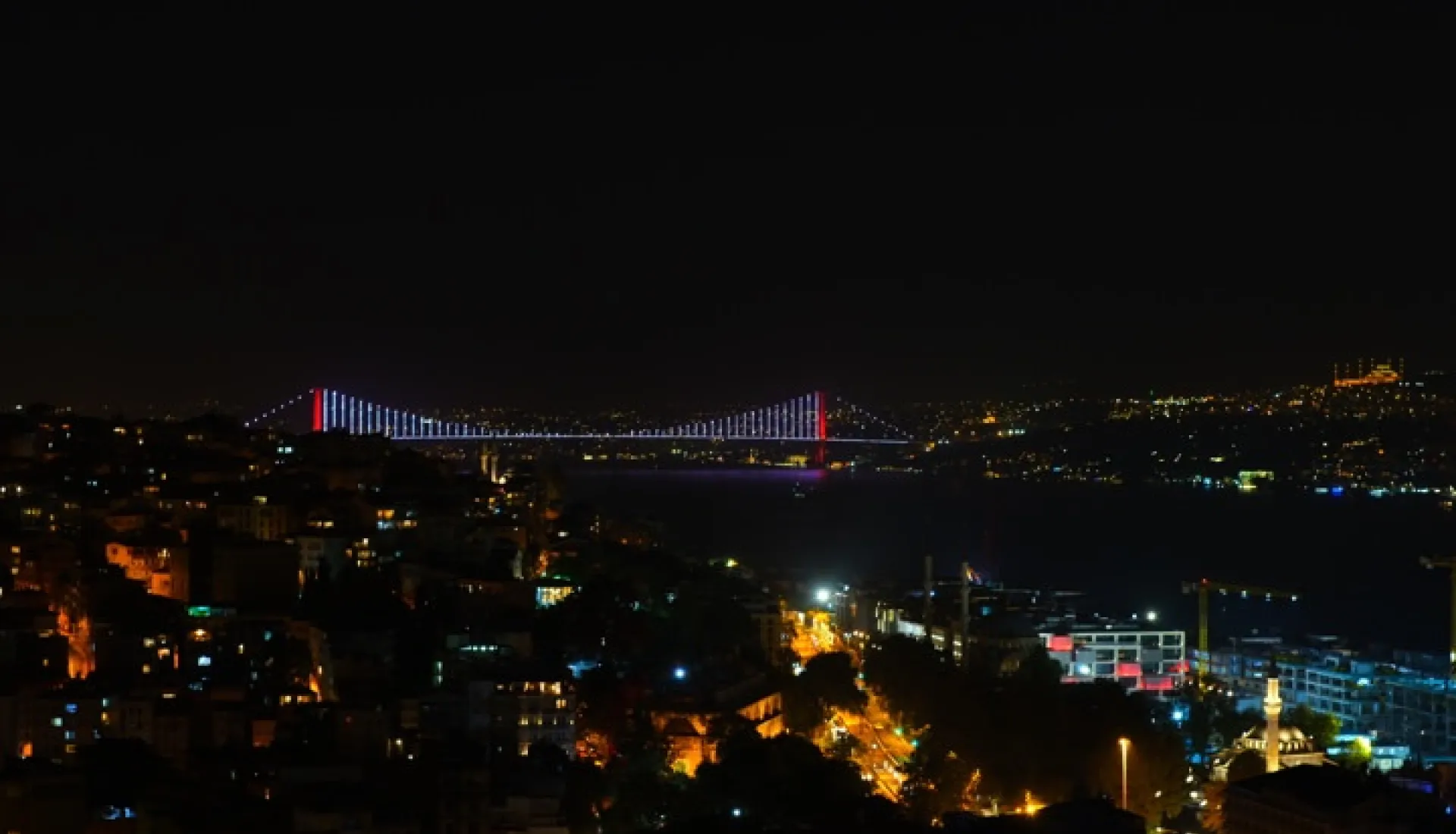 Şehrin Gece Hali - Beyoğlu Galata Pera