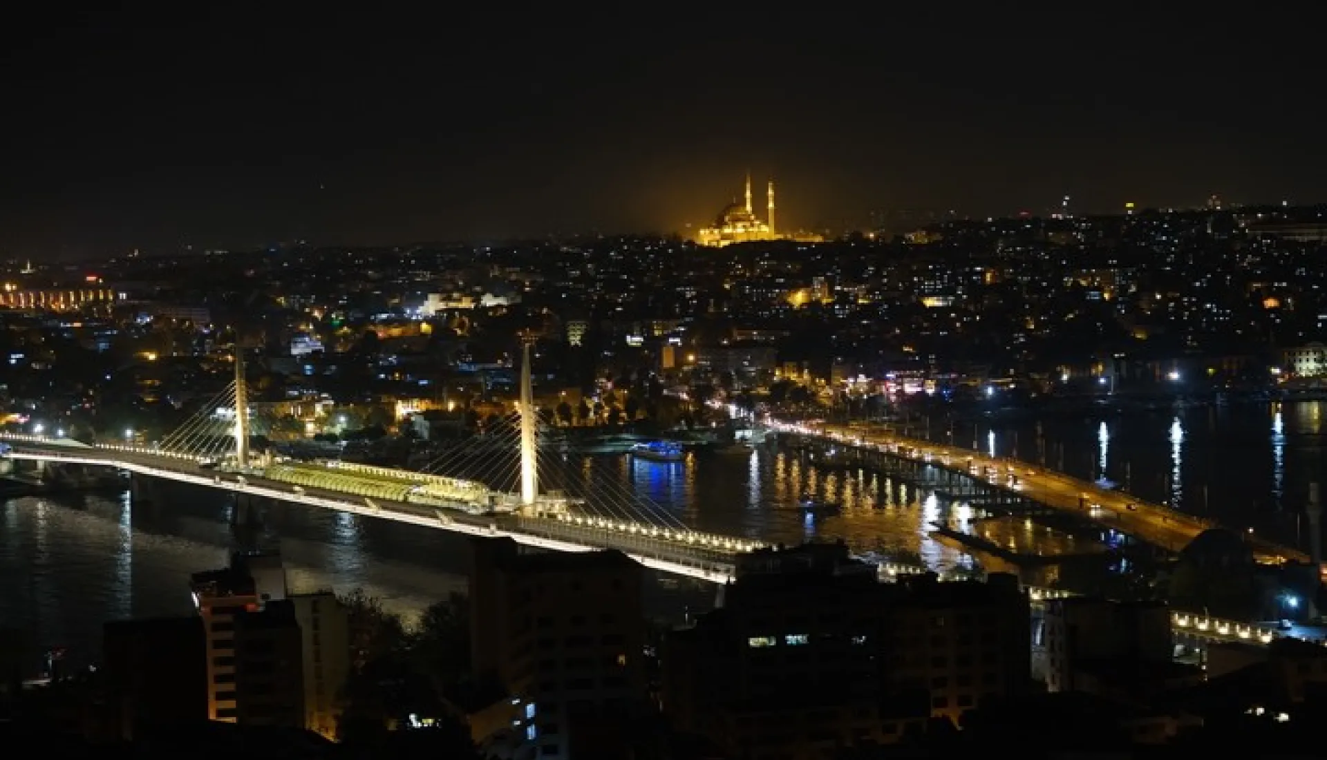 Şehrin Gece Hali - Beyoğlu Galata Pera