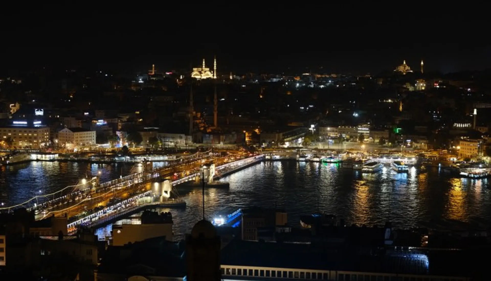 Şehrin Gece Hali - Beyoğlu Galata Pera
