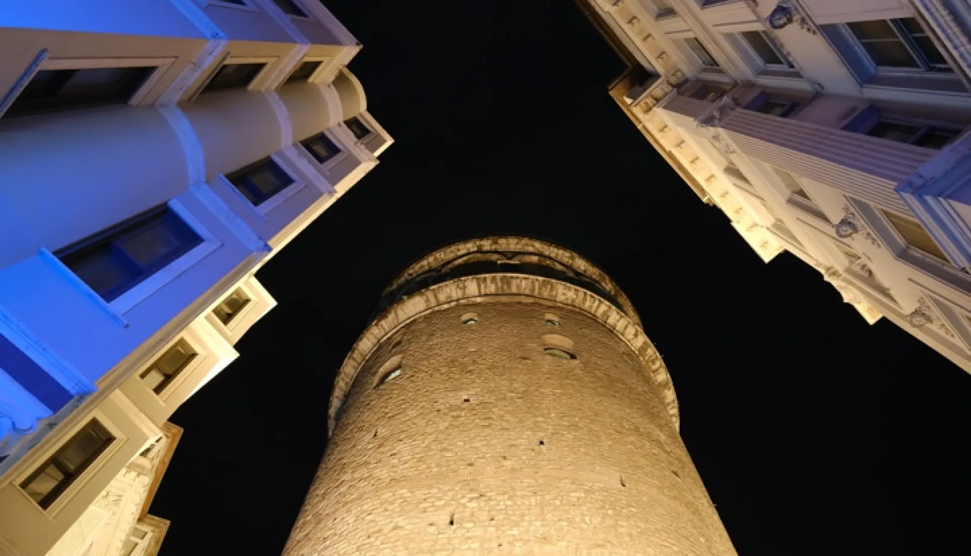 Şehrin Gece Hali - Beyoğlu Galata Pera