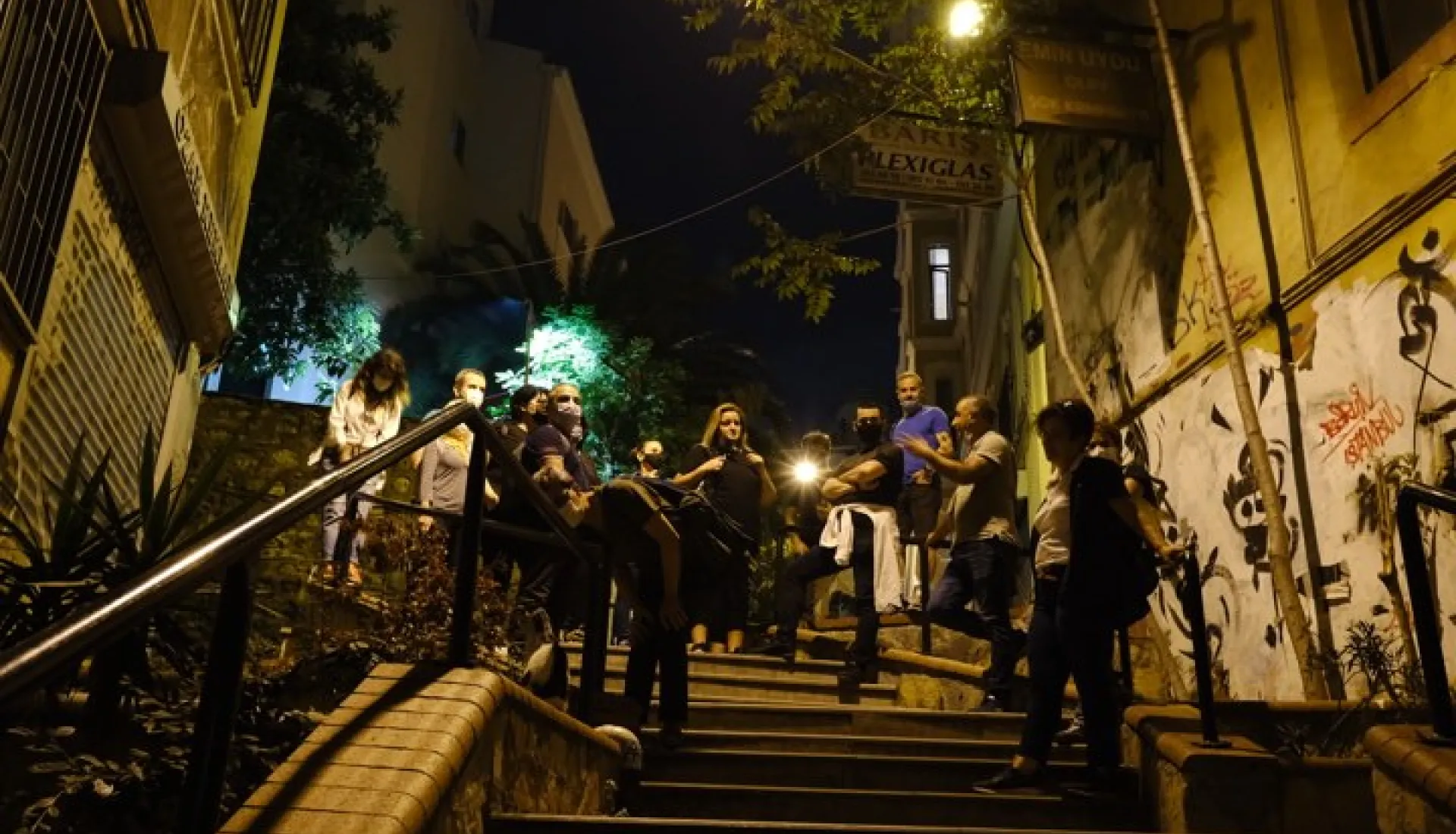 Şehrin Gece Hali - Beyoğlu Galata Pera