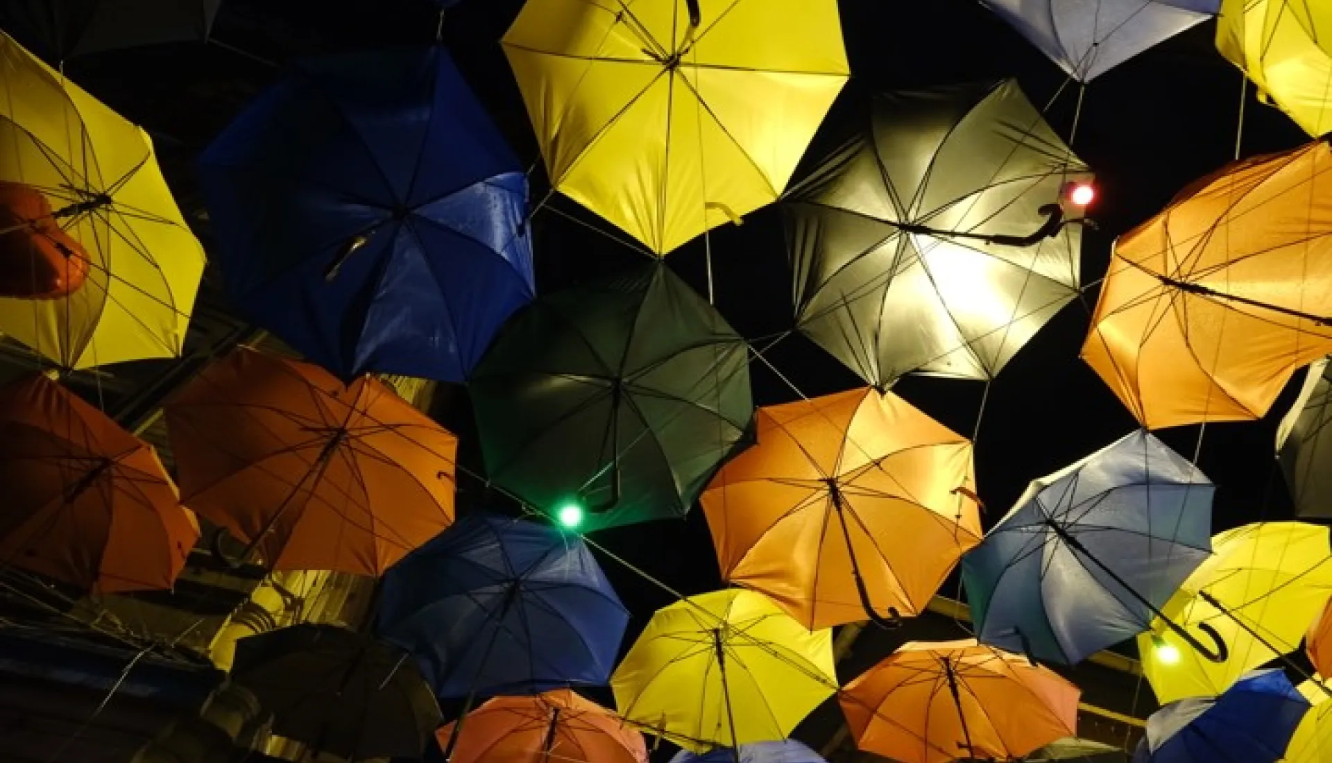 Şehrin Gece Hali - Beyoğlu Galata Pera