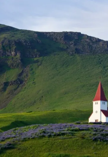 飛行機で行くアイスランド北極光ツアー（4泊5日）