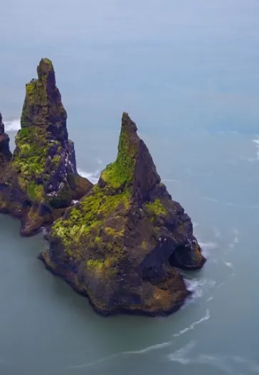飛行機で行くアイスランド北極光ツアー（4泊5日）