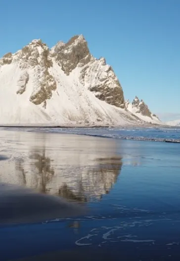 飛行機で行くアイスランド北極光ツアー（4泊5日）