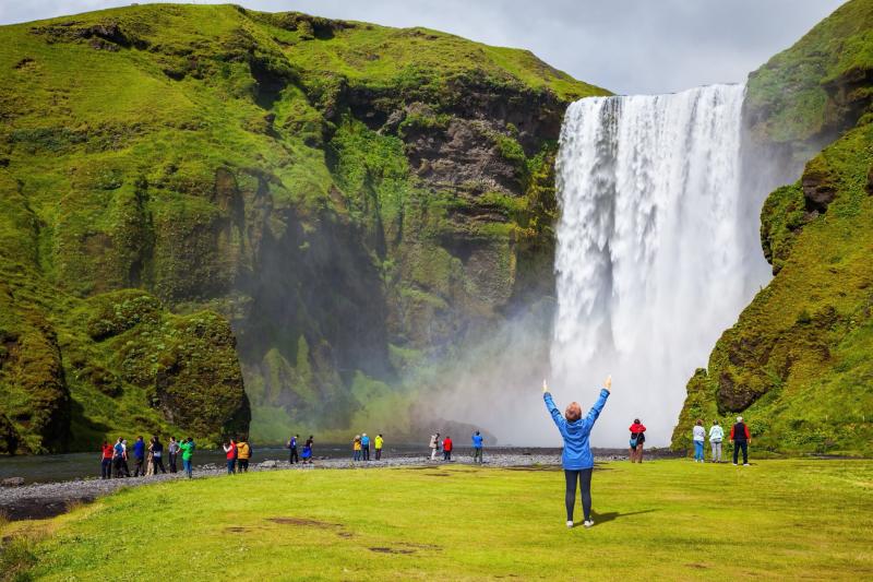 Þıngvellır Milli Parkı, Strokkur Gayzeri, Gullfoss Şelalesi, Reykjavık