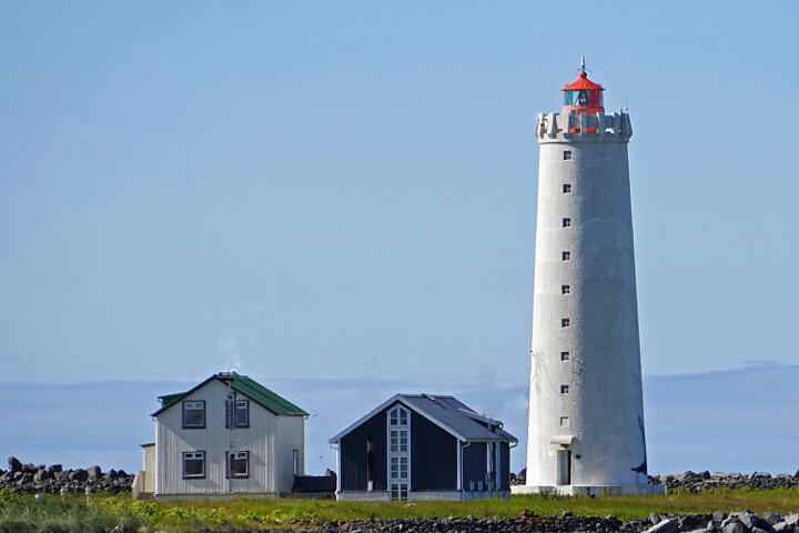 lighthouse-939690