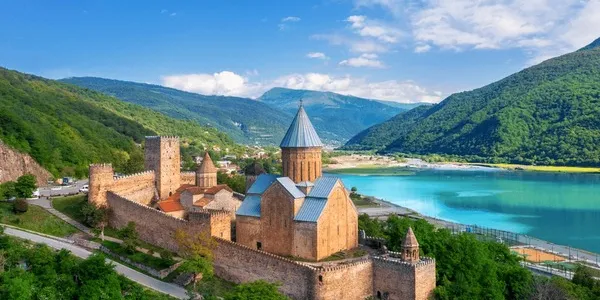 Kuzeyden Güneye Gürcistan Turu