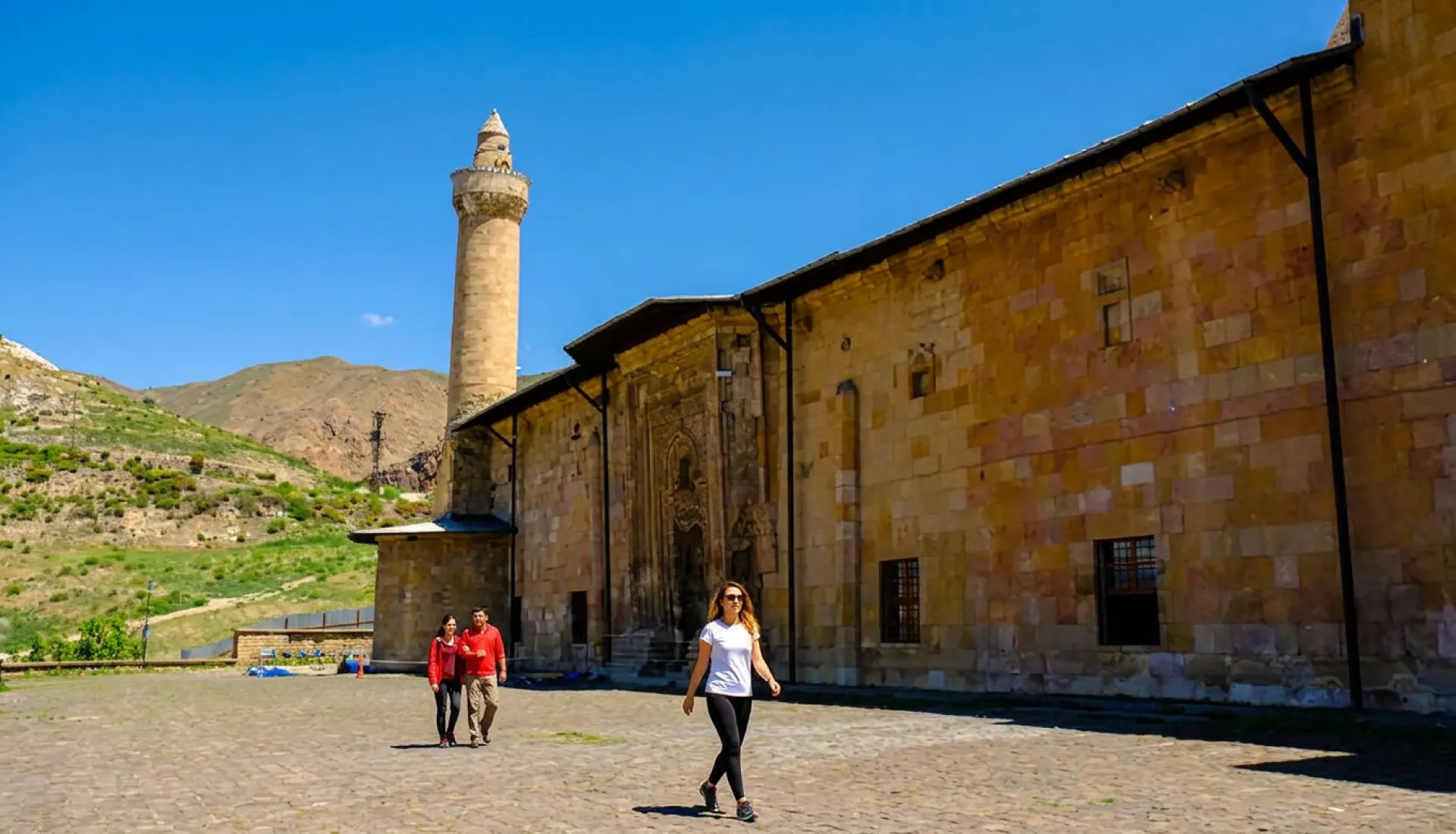 Kemaliye Divriği Sivas Turu | Karanlık Kanyon