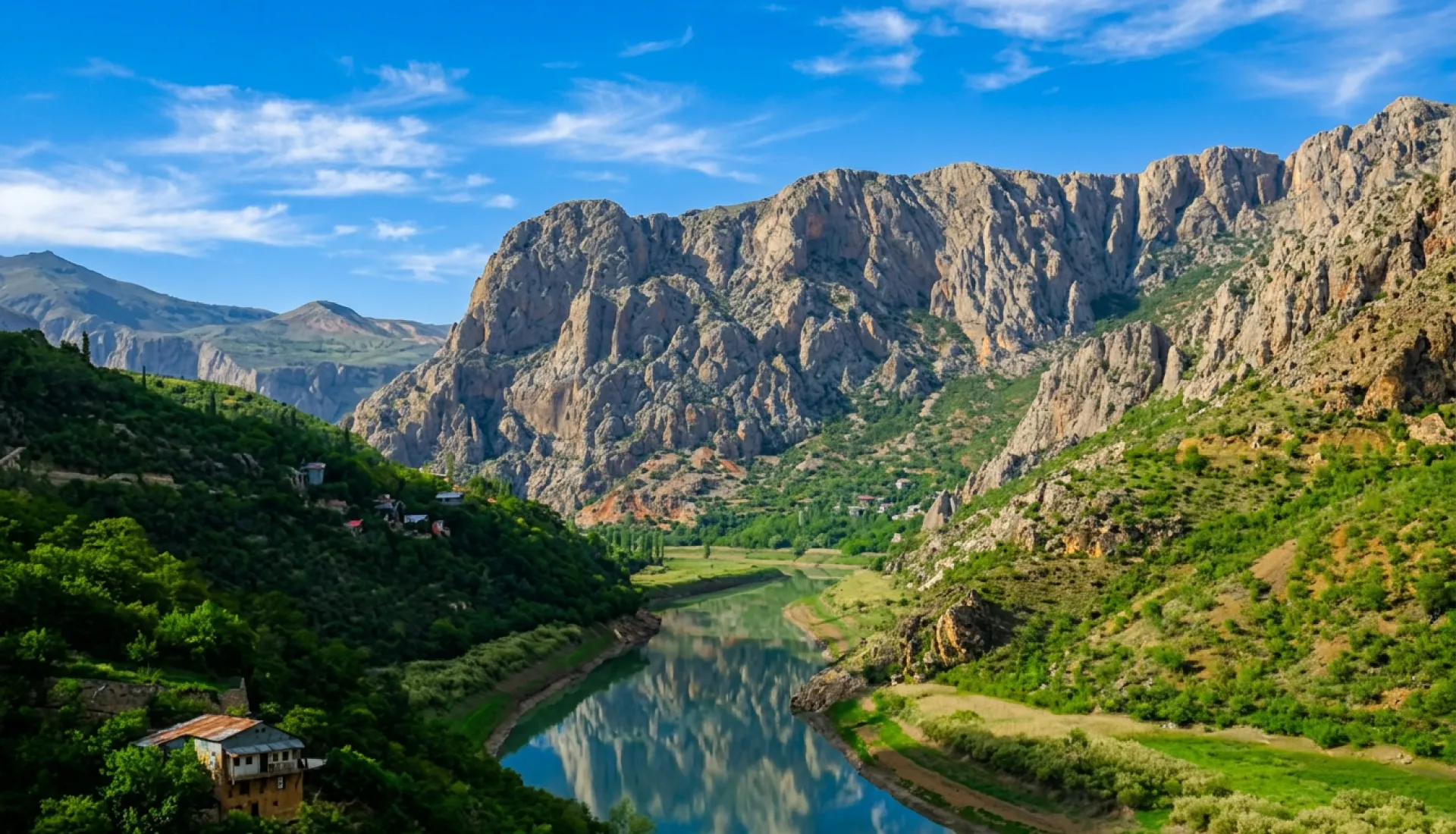 Kemaliye Divriği Sivas Turu | Karanlık Kanyon